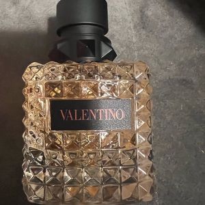 NEW VALENTINO Born in Roma parfume 1.7oz